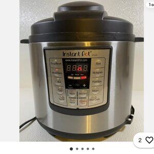 Instant Pot 6 Quart 6-in-1 Multi Use Electric Pressure Cooker IP-LUX60 V3